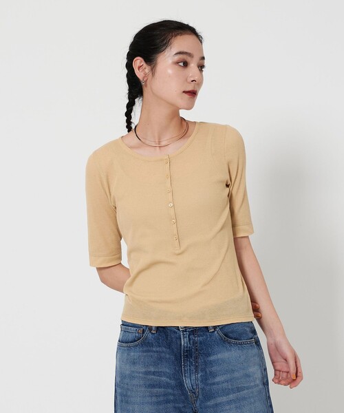 BEAUTY&YOUTH UNITED ARROWS(ビューティーアンドユースユナイテッドアローズ)の「コットンシアーワッフル ヘンリーネック カットソー(Tシャツ/カットソー・レディース・ブラック/ベージュ/ホワイト・FREE)」の5枚目の写真