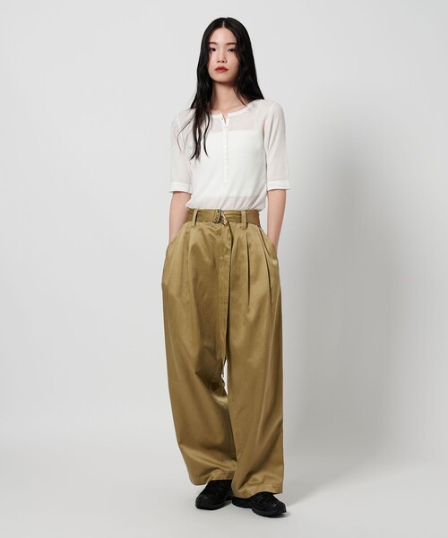BEAUTY&YOUTH UNITED ARROWS(ビューティーアンドユースユナイテッドアローズ)の「コットンシアーワッフル ヘンリーネック カットソー(Tシャツ/カットソー・レディース・ブラック/ベージュ/ホワイト・FREE)」の8枚目の写真