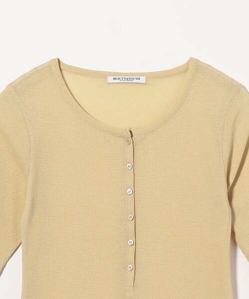 BEAUTY&YOUTH UNITED ARROWS(ビューティーアンドユースユナイテッドアローズ)の「コットンシアーワッフル ヘンリーネック カットソー(Tシャツ/カットソー・レディース・ブラック/ベージュ/ホワイト・FREE)」の22枚目の写真