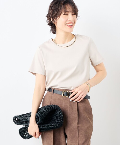 NOLLEY’S（ノーリーズ）の「高機能 LA＋スムースTシャツ（Tシャツ/カットソー・レディース・ホワイト/ブルー/ベージュ/チャコールグレー/ダークブラウン/レッド/ネイビー・36/38）」の5枚目の写真