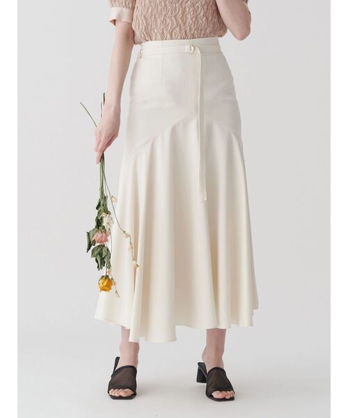 TONAL 【水卜麻美さん 着用】バードフラワーアシメプリーツスカート TONAL（トーナル）の「(シワになりにくい)【水卜麻美さん 着用