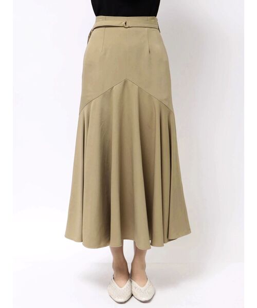 TONAL（トーナル）の「ベルト付ドレープマーメイドスカート（スカート・レディース・チャコールグレー/ベージュ/オフホワイト・SMALL/MEDIUM）」の6枚目の写真