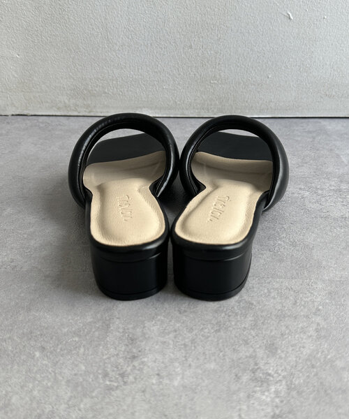 Thevon（ゼボン）の「パデットサンダル（サンダル・レディース・ブラック/イエロー・M/L）」の8枚目の写真