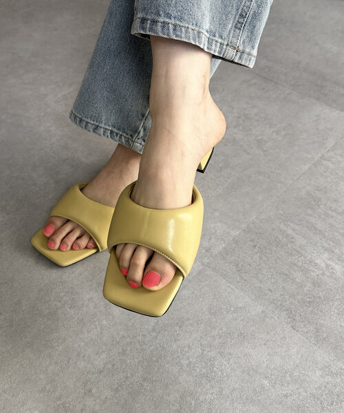 Thevon（ゼボン）の「パデットサンダル（サンダル・レディース・ブラック/イエロー・M/L）」の11枚目の写真