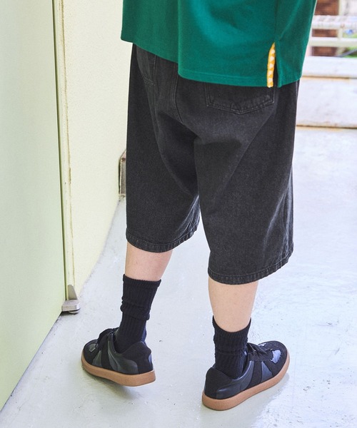 niko and...(ニコアンド)の「ワイド5ポケットデニムショートパンツ バギーデニムショーツ(デニムパンツ・メンズ・ブラック/インディゴブルー/ブルー・MEDIUM/LARGE)」の8枚目の写真