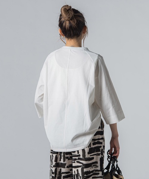 LAUTREAMONT(ロートレアモン)の「【WEB限定】箔ロゴカットソー≪手洗い可能≫(Tシャツ/カットソー・レディース・ブラック/ライトグレー/ホワイト・9号)」の19枚目の写真