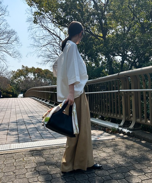 LAUTREAMONT(ロートレアモン)の「【WEB限定】箔ロゴカットソー≪手洗い可能≫(Tシャツ/カットソー・レディース・ブラック/ライトグレー/ホワイト・9号)」の8枚目の写真