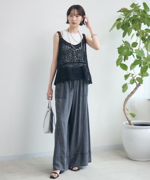 Paradise Picnic（パラダイスピクニック）の「刺繍レースキャミ（ベスト・レディース・ブラック/ホワイト・FREE）」の14枚目の写真