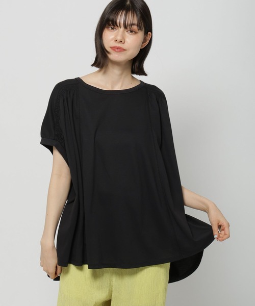 niko and...(ニコアンド)の「袖シャーリングひんやりプルオーバー(Tシャツ/カットソー・レディース・オフホワイト/ホワイト/ブラック・MEDIUM/LARGE)」の22枚目の写真