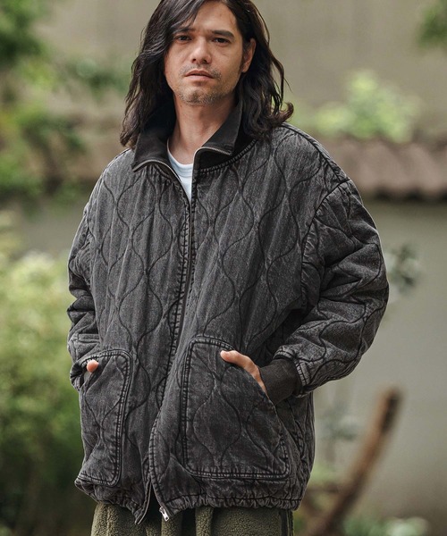 CAMBIO(カンビオ)の「mj10839- Original Quilted Denim High Neck Blouson ハイネックブルゾン(ブルゾン・メンズ・ブルー/ブラック・S/M/L)」の3枚目の写真