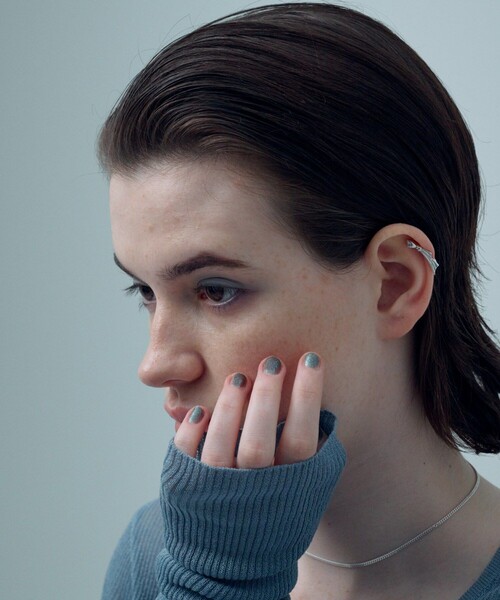 and cloud（アンドクラウド）の「Flutter Bow Ear Clip S（イヤーカフ・レディース・シルバー・FREE）」の5枚目の写真