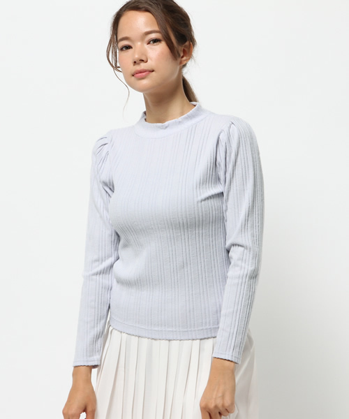 one after another NICE CLAUP(ワンアフターアナザーナイスクラップ)の「【ナイスクラップ】うしろリボンプチハイネックカットソー (Tシャツ/カットソー・レディース・アイボリー/サックスブルー/チャコールグレー/ボルドー/ブラック・FREE)」の5枚目の写真