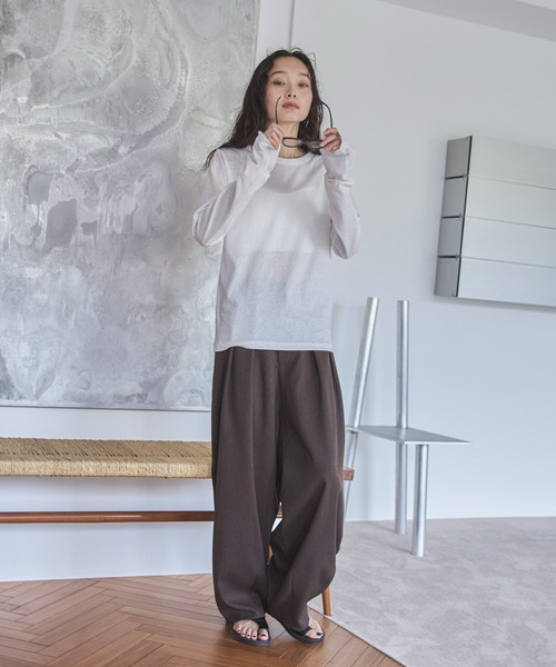 feepur(フェピュール)の「ベーシックシアーロンTee(Tシャツ/カットソー・レディース・オフホワイト/杢グレー/ブラック/ベージュ/オートミール/イエロー/ピンク・MEDIUM)」の9枚目の写真