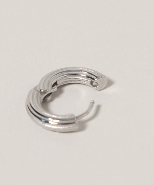 A part by（アパートバイ）の「SUSフープラインピアス（ピアス（両耳用）・レディース・GOLD/Silver・FREE）」の5枚目の写真