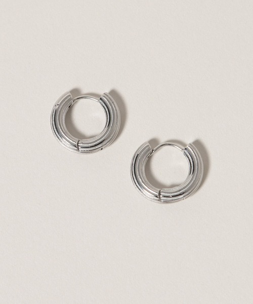 A part by（アパートバイ）の「SUSフープラインピアス（ピアス（両耳用）・レディース・GOLD/Silver・FREE）」の4枚目の写真