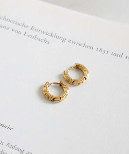 A part by（アパートバイ）の「SUSフープラインピアス（ピアス（両耳用）・レディース・GOLD/Silver・FREE）」の8枚目の写真