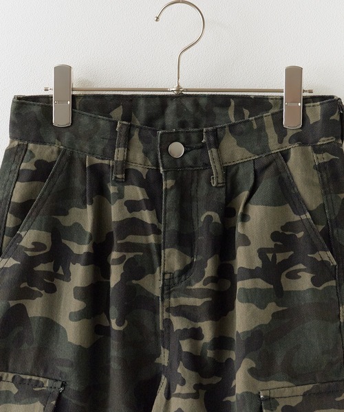 Chick(チック)の「Camouflage Pattern Half Cargo Pants / カモフラージュ柄 ハーフカーゴパンツ 迷彩柄(カーゴパンツ・レディース・カモフラージュ・FREE)」の4枚目の写真