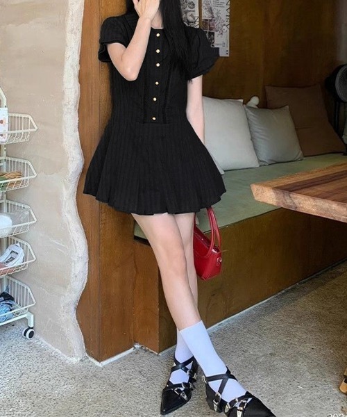 Miniministore(ミニミニストア)の「プリーツミニワンピース半袖 セットアップ春夏(ワンピース・レディース・ブラック/ホワイト・M/L)」の9枚目の写真