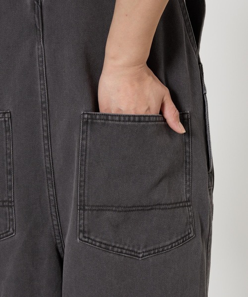 BABYLONE（バビロン）の「カツラギサロペット（サロペット/オーバーオール・レディース・チャコール/アイボリー・フリー）」の20枚目の写真