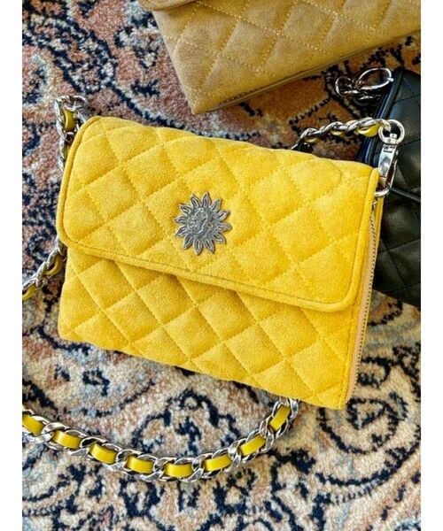 EVRIS（エヴリス）の「キルティングウォレットBAG（ハンドバッグ・レディース・マスタード/ベージュ/ブラック・FREE）」の3枚目の写真