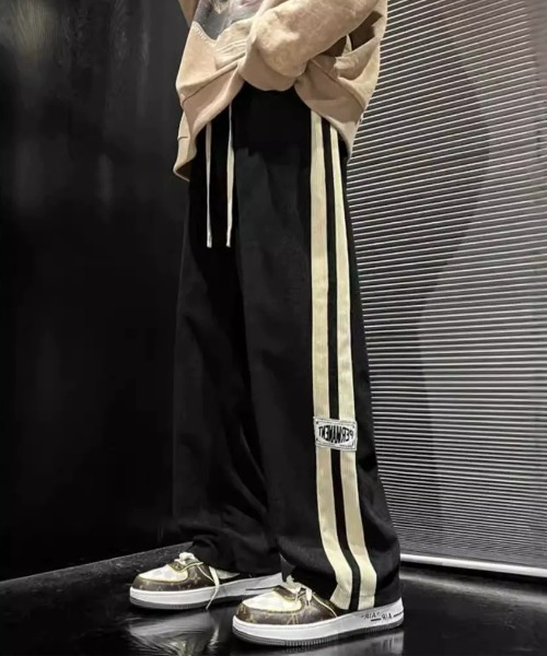 link lot（リンクロット）の「サイドラインワッペン付きコーデュロイイージーパンツ（その他パンツ・メンズ・ブラック/グリーン・M/L）」の2枚目の写真