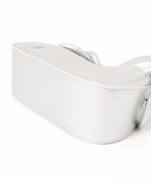 florist（フローリスト）の「2WAY レザーライクツイストハンドルバッグ/ショルダーバッグ（ハンドバッグ・レディース・ピンク/ブラック/オフホワイト/シルバー・FREE）」の16枚目の写真