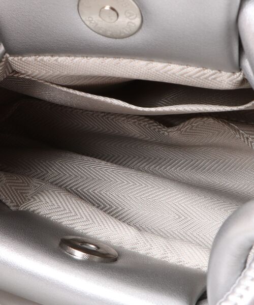 florist（フローリスト）の「2WAY レザーライクツイストハンドルバッグ/ショルダーバッグ（ハンドバッグ・レディース・ピンク/ブラック/オフホワイト/シルバー・FREE）」の17枚目の写真