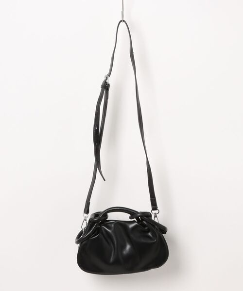 florist（フローリスト）の「2WAY レザーライクツイストハンドルバッグ/ショルダーバッグ（ハンドバッグ・レディース・ピンク/ブラック/オフホワイト/シルバー・FREE）」の13枚目の写真