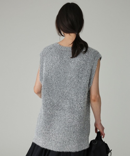 BABYLONE(バビロン)の「スパークルアシメヘムニットベスト(ベスト・レディース・シルバー・フリー)」の6枚目の写真