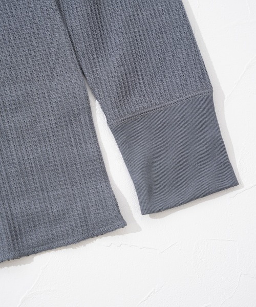 FRUIT OF THE LOOM(フルーツオブザルーム)の「【FRUIT OF THE LOOM】FTL TC ワッフルロンT / フルーツオブザルーム 無地 長袖サーマルTシャツ(Tシャツ/カットソー・メンズ・グレー/ブラック/ネイビー/ホワイト・M/L/XL)」の7枚目の写真