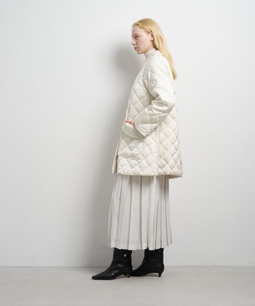 LANVIN en Bleu（ランバンオンブルー）の「キルティングダウンハーフコート（その他アウター・レディース・ブラック/カーキ/オフホワイト・38/36）」の13枚目の写真