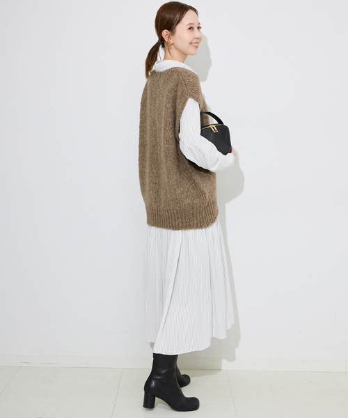 SLOBE IENA(スローブイエナ)の「チョークストライプティアードシャツワンピース(ワンピース・レディース・ホワイト/ブラウン・FREE)」の8枚目の写真