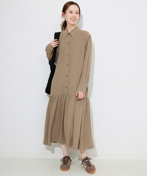 SLOBE IENA(スローブイエナ)の「チョークストライプティアードシャツワンピース(ワンピース・レディース・ホワイト/ブラウン・FREE)」の12枚目の写真