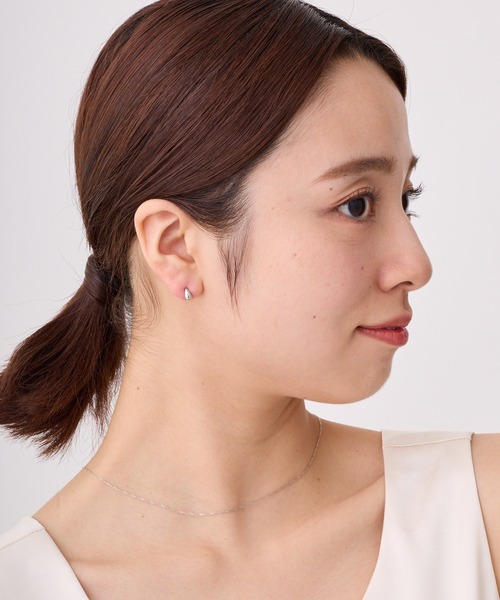 CALIN STANDARD(カリンスタンダード)の「◆金属アレルギー対応◆◆made in japan◆【純金厚メッキ】ドロップ 極小ミニマルカーブピアス(ピアス(両耳用)・レディース・ゴールド/ピンクゴールド/シルバー・FREE)」の12枚目の写真
