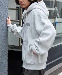 GERRY（ジェリー）の「GERRY/ジェリー 別注 バックサークルロゴプリント ビッグシルエットジップアップパーカー（パーカー）」