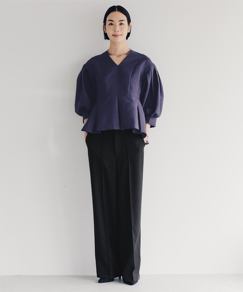 UR'S（ユアーズ）の「ピンタックセンタープレスワイドパンツ（その他パンツ・レディース・ブラック/グレイッシュベージュ/ダークネイビー・M/S/L/MT）」の6枚目の写真