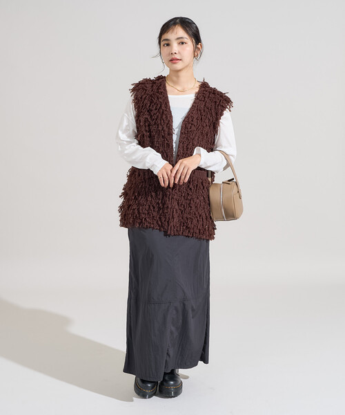 FREAK'S STORE(フリークスストア)の「ループヤーンベスト/オーバーサイズ ニットベスト(ベスト・レディース・ブラック/ブラウン/オフホワイト・フリ-)」の17枚目の写真