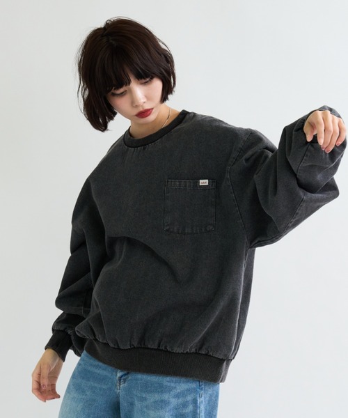 A.D.C.L.（エーディーシーエル）の「ケミカルウォッシュ デニムプルオーバー（スウェット・レディース・ブラック/ブルー・M/L）」の4枚目の写真