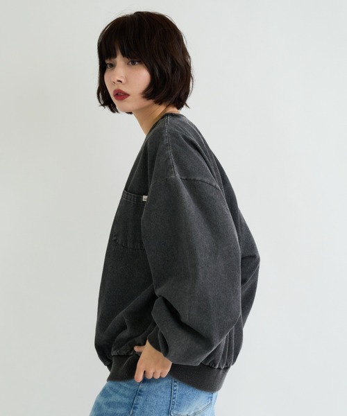 A.D.C.L.（エーディーシーエル）の「ケミカルウォッシュ デニムプルオーバー（スウェット・レディース・ブラック/ブルー・M/L）」の7枚目の写真