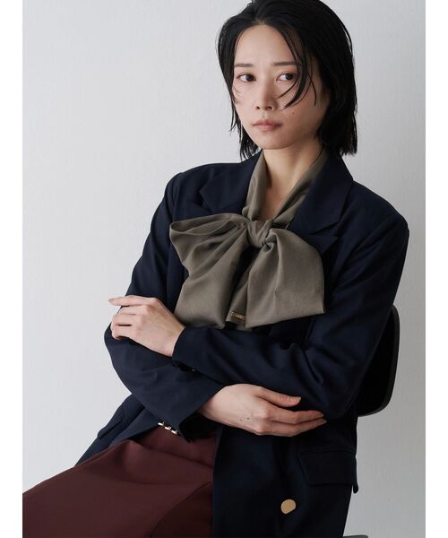 TONAL(トーナル)の「ベーシック金釦ブレザー(テーラードジャケット・レディース・ブラウン/ネイビー/グレー・MEDIUM)」の3枚目の写真