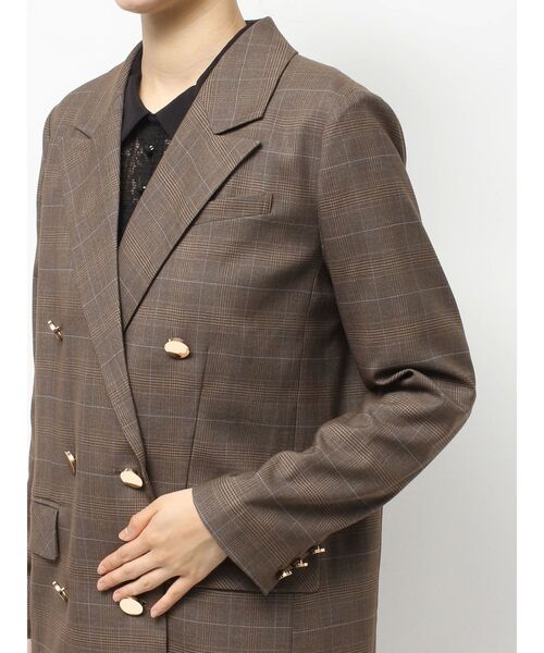 TONAL(トーナル)の「ベーシック金釦ブレザー(テーラードジャケット・レディース・ブラウン/ネイビー/グレー・MEDIUM)」の8枚目の写真