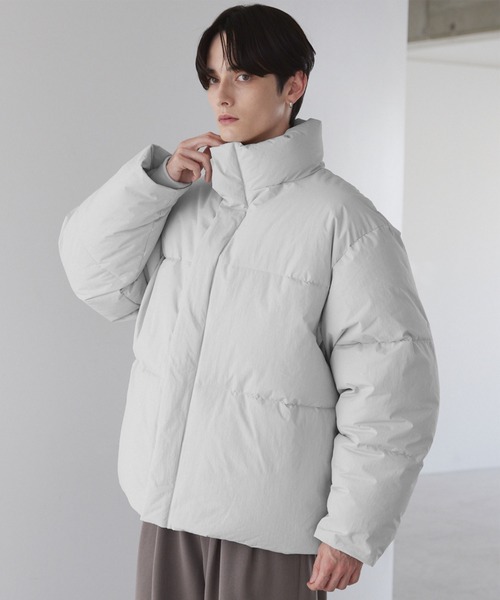 LUENNA(ルエナ)の「【LUENNA】Oversized Volume Padded Jacket / オーバーサイズ ボリュームパテッド中綿ジャケット(ダウンジャケット/コート・メンズ・ライトグレー/ブラック・M/S/L)」の4枚目の写真