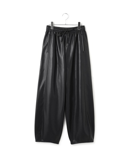 ADAM ET ROPE'(アダムエロペ)の「シンセティックレザートラックパンツ(その他パンツ・レディース・オリーブ/ブラック・38/36)」の10枚目の写真