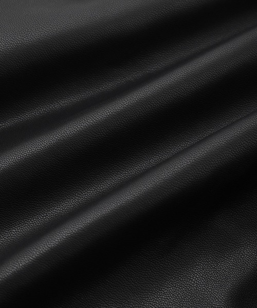 ADAM ET ROPE'(アダムエロペ)の「シンセティックレザートラックパンツ(その他パンツ・レディース・オリーブ/ブラック・38/36)」の6枚目の写真