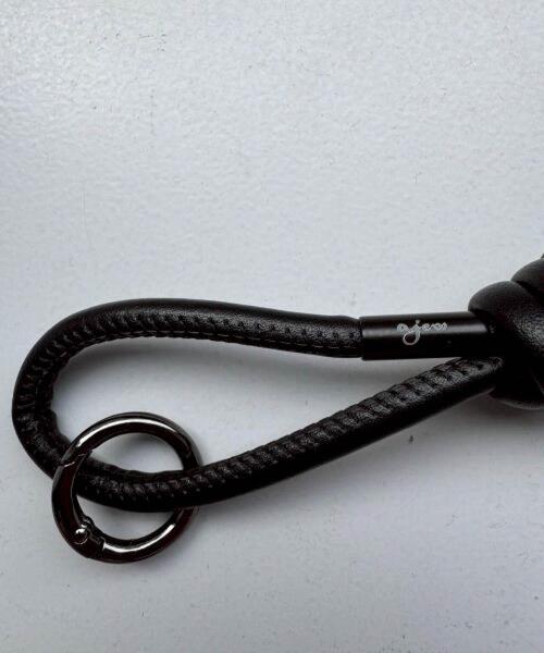 ajew（エジュー）の「ajew/エジュー/別注Coil strap（スマホグッズ・レディース・ブラック・F）」の7枚目の写真