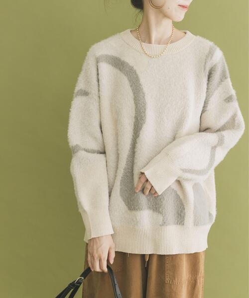 ITEMS URBANRESEARCH（アイテムズ アーバンリサーチ）の「フェザージャガードニット（ニット/セーター・レディース・アイボリー/ブルー/ブラウン/チャコールグレー/ブルー系その他・FREE）」の22枚目の写真