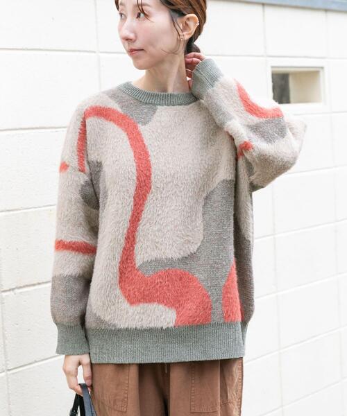 ITEMS URBANRESEARCH（アイテムズ アーバンリサーチ）の「フェザージャガードニット（ニット/セーター・レディース・アイボリー/ブルー/ブラウン/チャコールグレー/ブルー系その他・FREE）」の15枚目の写真