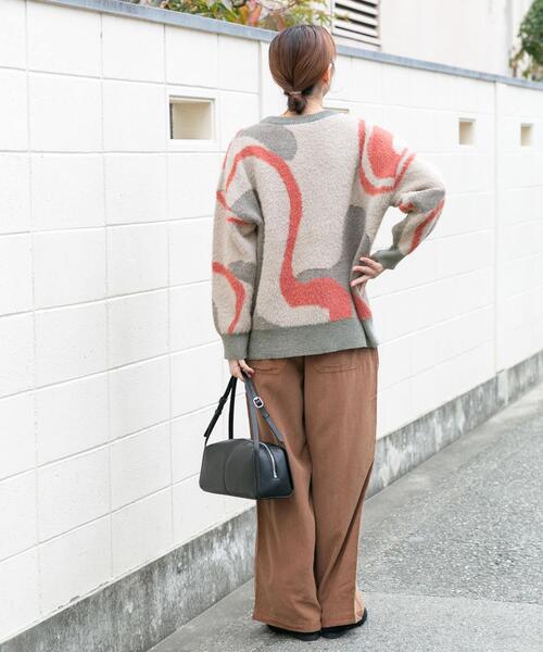 ITEMS URBANRESEARCH（アイテムズ アーバンリサーチ）の「フェザージャガードニット（ニット/セーター・レディース・アイボリー/ブルー/ブラウン/チャコールグレー/ブルー系その他・FREE）」の17枚目の写真