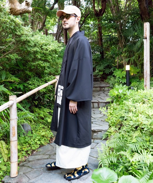 カヤ（カヤ）の「【カヤ】暗々裏 着物メンズ羽織（カーディガン/ボレロ・メンズ・ブラック/グレー/レッド・FREE）」の13枚目の写真