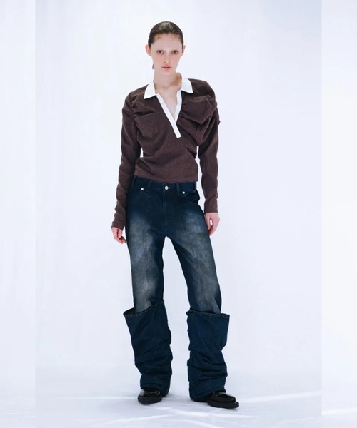 VIAVANDA（ヴィアヴァンダ）の「OVERLAP TUCK DENIM PANTS（デニムパンツ・レディース・ブルー/ネイビー・SMALL/MEDIUM）」の17枚目の写真
